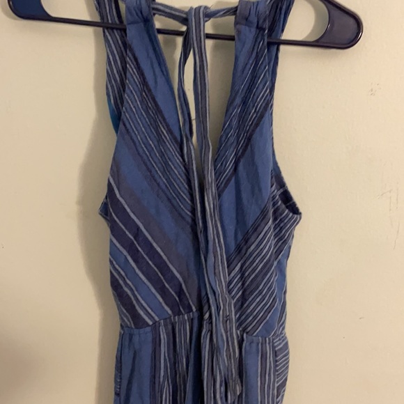 Blue jumper with pockets !! - Picture 3 of 3